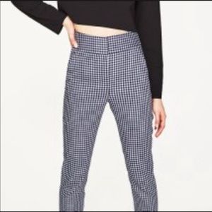 - Zara woman’s gingham pants M